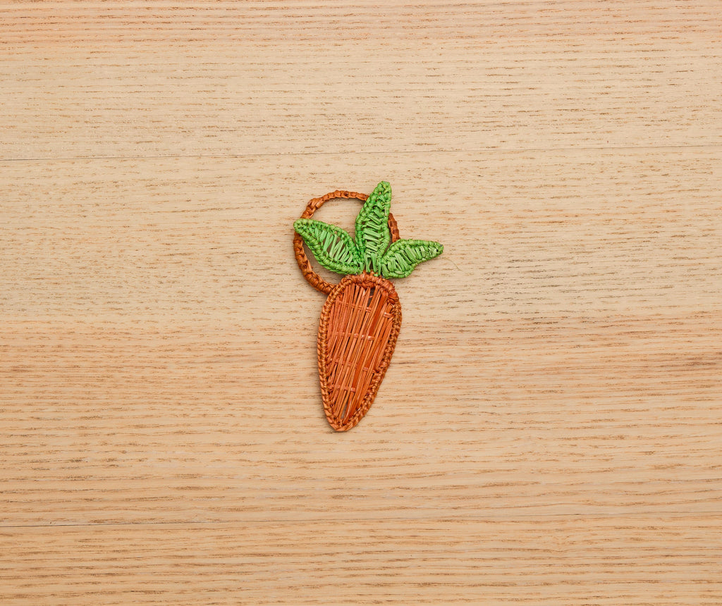Carrot Napkin Ring – 3.5” Handwoven Iraca Palm – Artisan Spring Table Decor from Colombia